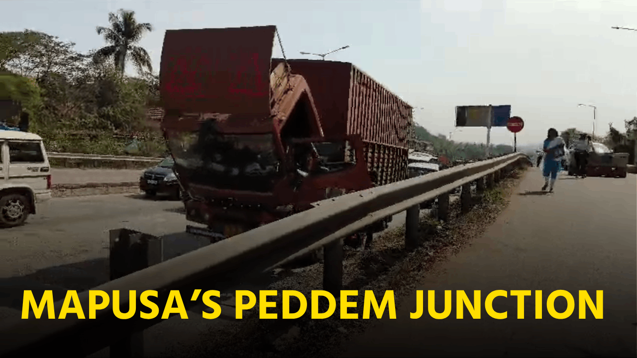 Accident Involving 6 Vehicles Sparks Chaos at Mapusa’s Peddem Junction 